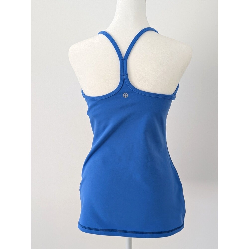 Lulullemon Tank Women’s 8 Royal Blue Racerback Flow Y Built-in Bra Stretch Top